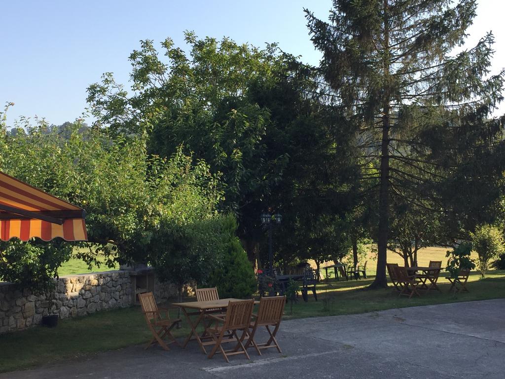 Posada La Roblera Guest House Orena Exterior photo